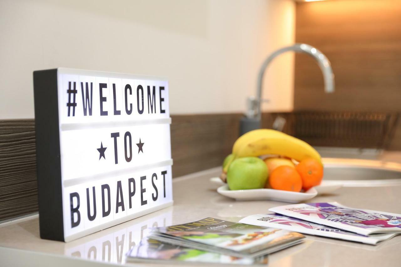 Boutique Residence Jokai - Apartment In The City Center Boedapest Buitenkant foto